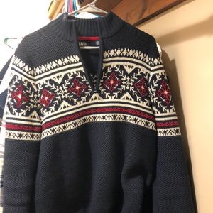 Very lightly worn 1/4 zip IZOD Sweater